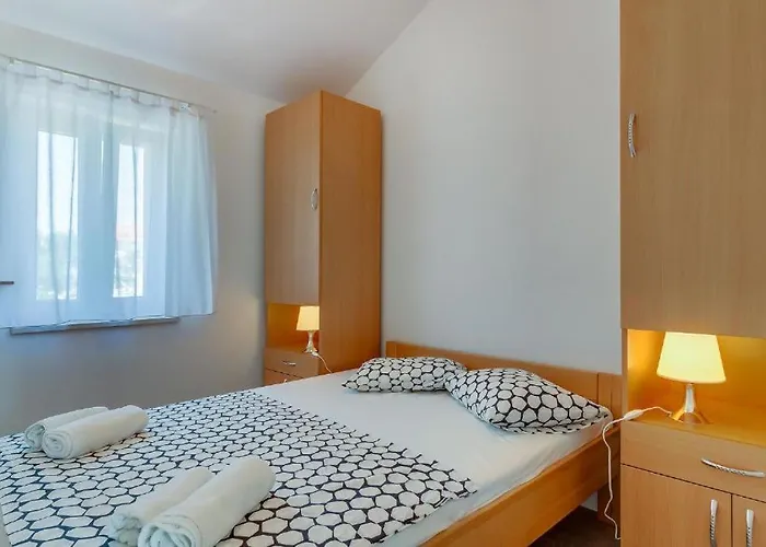 Linde Lägenhet Nerezine