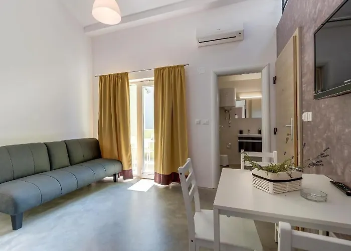 Linde Lägenhet Nerezine